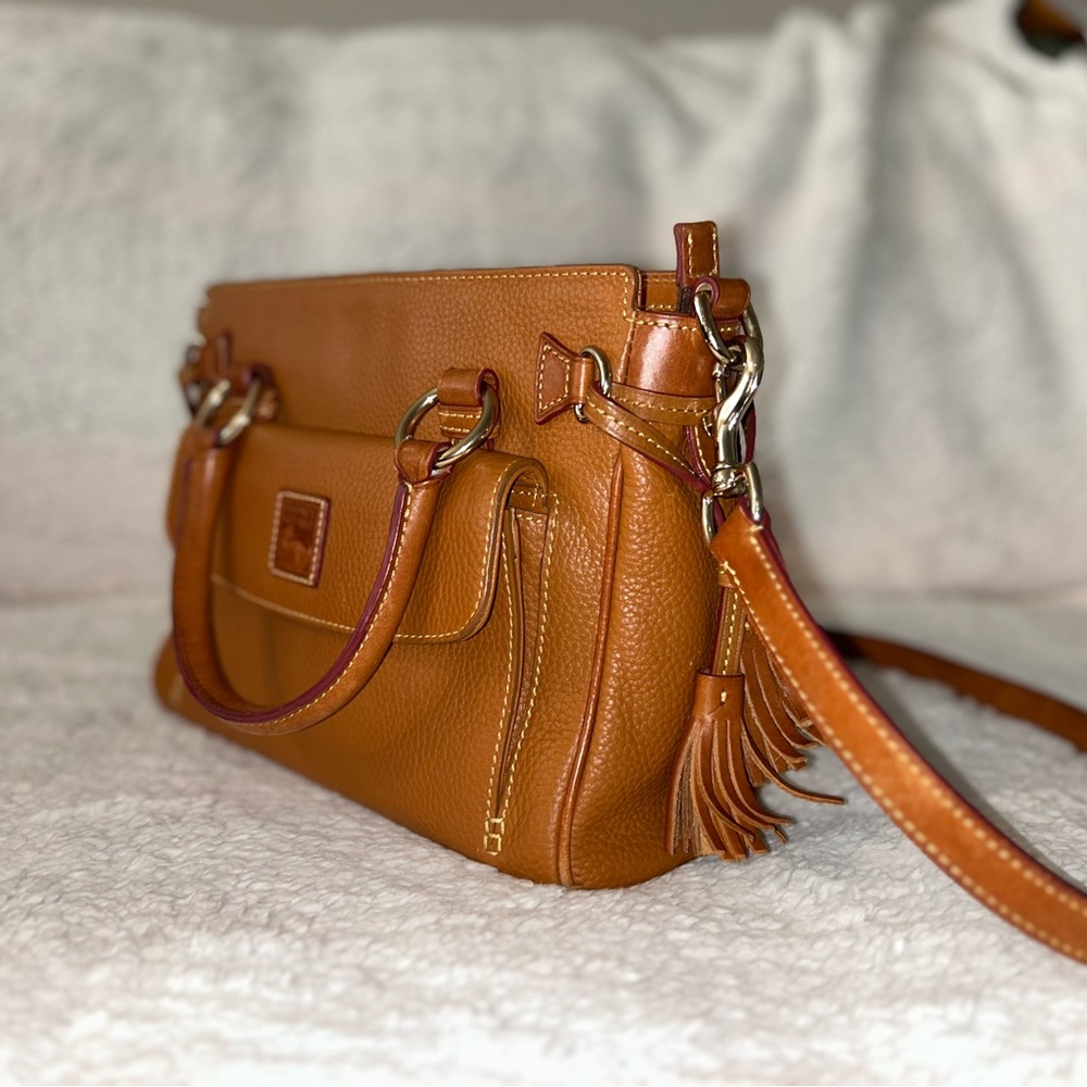 Dooney & Bourke Logo Satchel Shoulder Tan Leather Purse - Picture 2 of 9